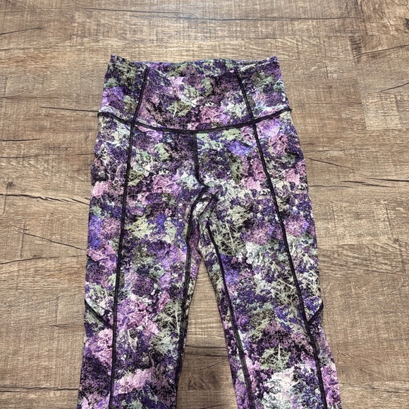 Lululemon - Fast & Free Crop II Nulux 19" - Vivid Vision Multi Black - Size 4 - Picture 8 of 12